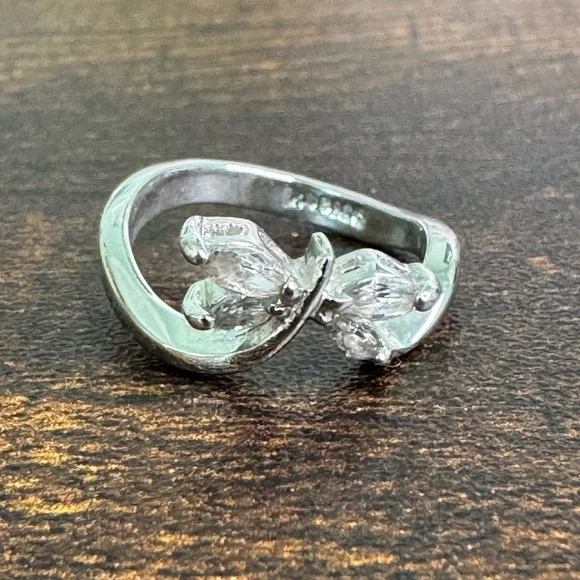 Silver Crystal Butterfly Ring size 5 Hallmarked 925 RSC - Picture 6 of 11